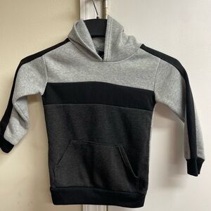 Kids sports hoodie size 4t